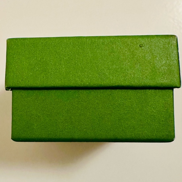 Kate Spade Green Cubic Zirconia Earrings. Brand New in Box - Picture 4 of 7